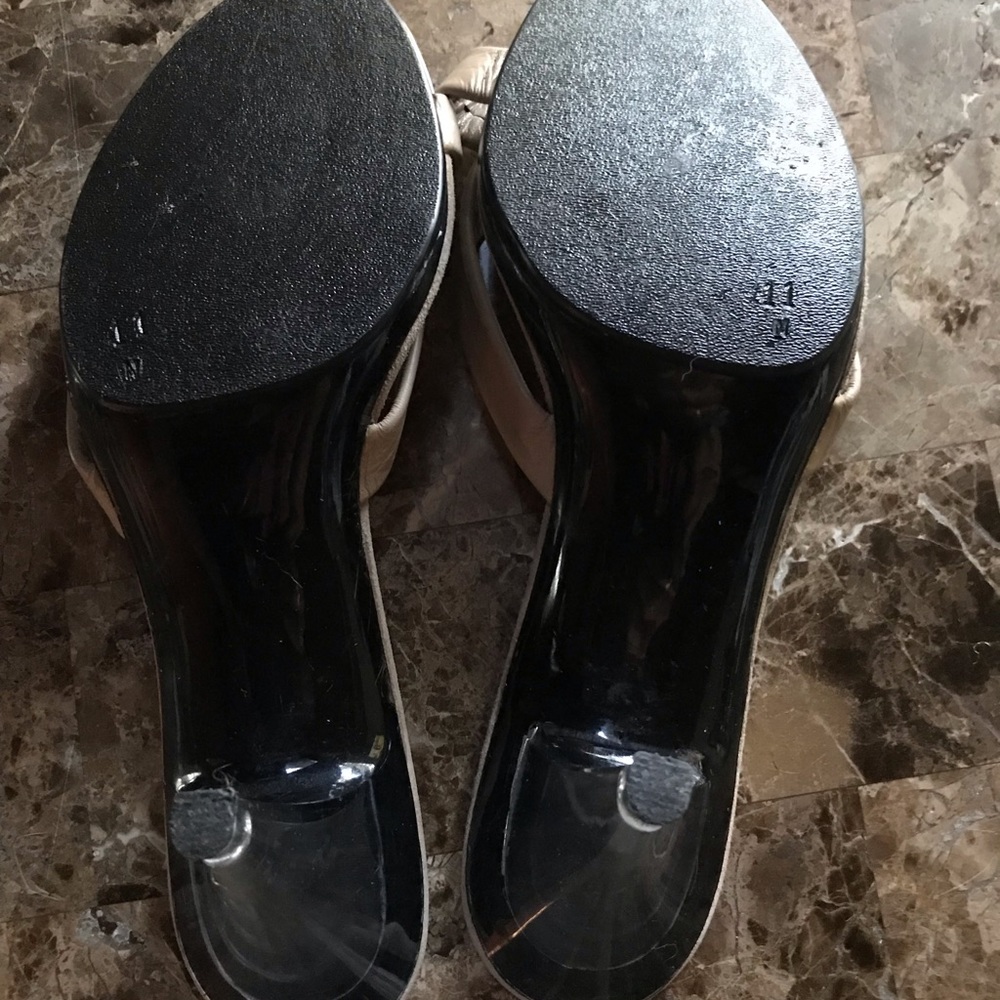 Dezario Lucite and Tan Leather Kitten Heel - 11B - 3” heel. - Picture 2 of 3